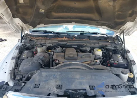 2017 Ram 2500 Tradesman 4X4 6'4 Box from USA, damaged, VIN 3C6UR5CL3HG529418